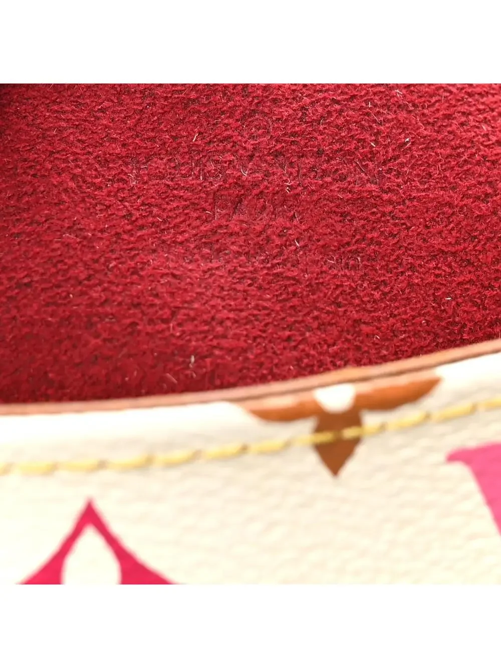 Louis Vuitton step out